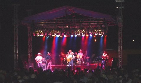 Country concert under outdoor stage lighting, 2004